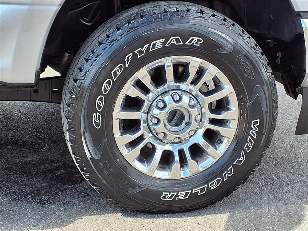 Used 2022 Ford F250 XLT w/ XLT Premium Package image 9