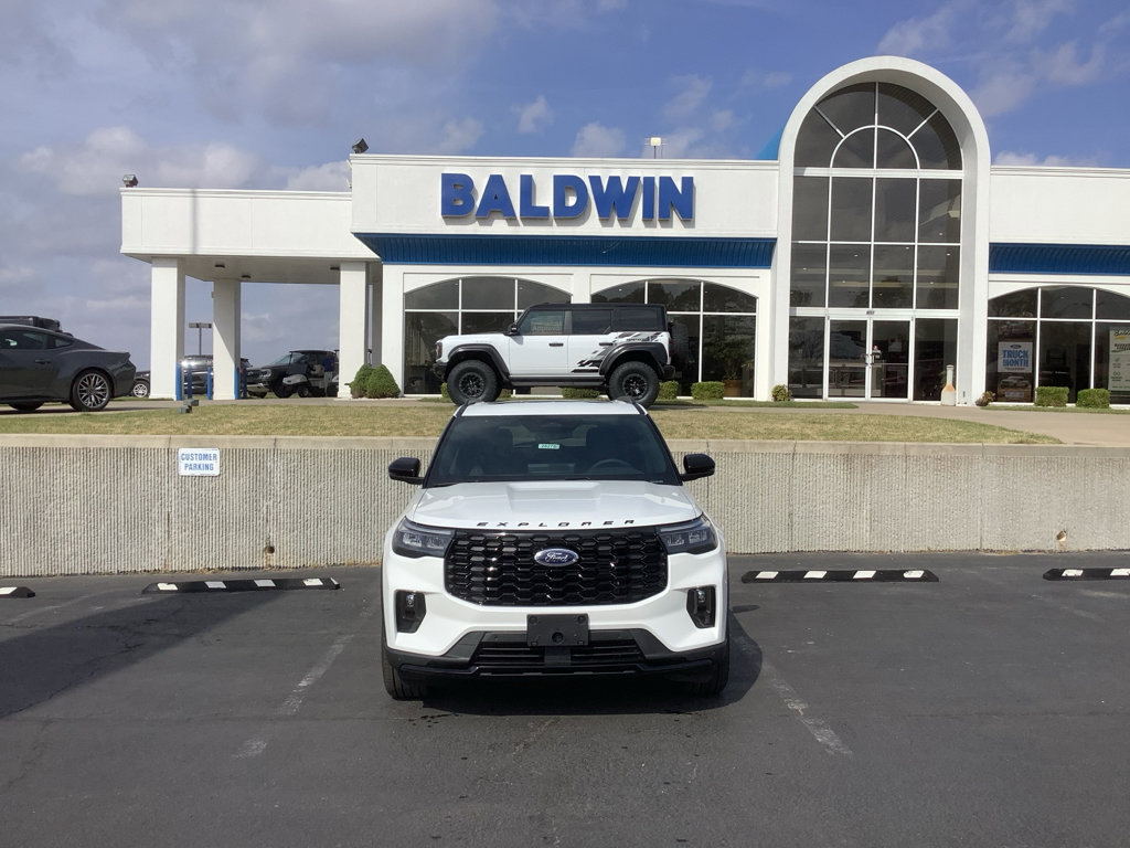 New 2026 Ford Explorer ST-Line w/ ST-Line Street Pack image 2