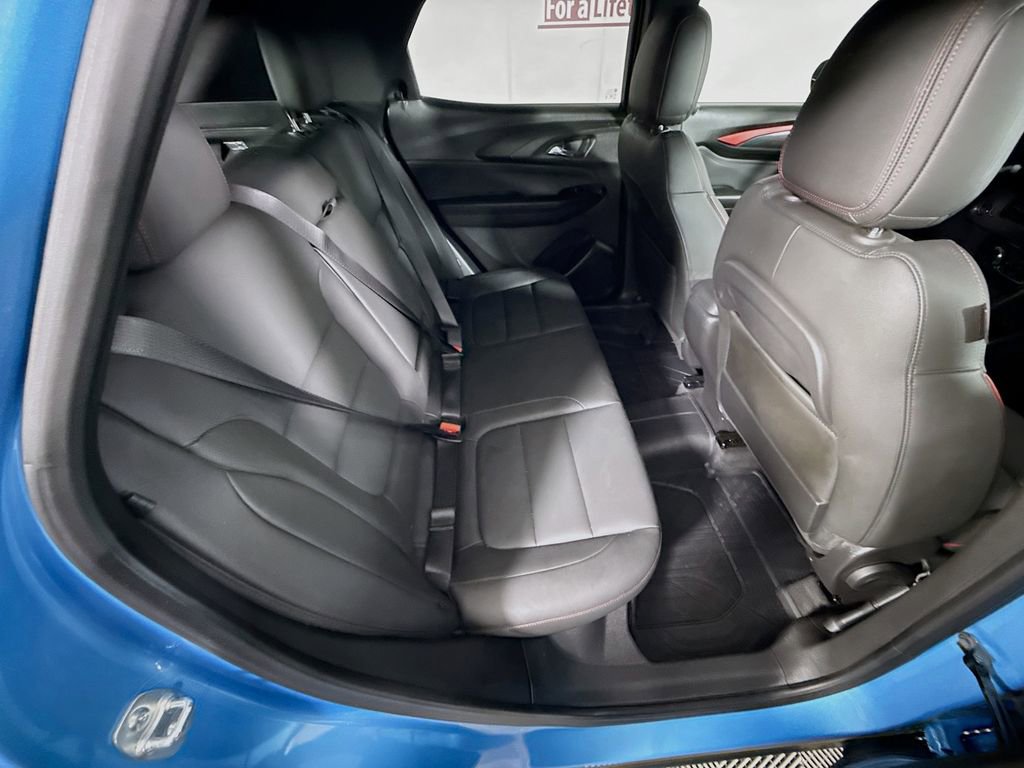 Used 2025 Chevrolet TrailBlazer RS AWD/4WD image 27