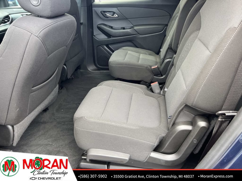 Certified 2023 Chevrolet Traverse LT FWD image 13