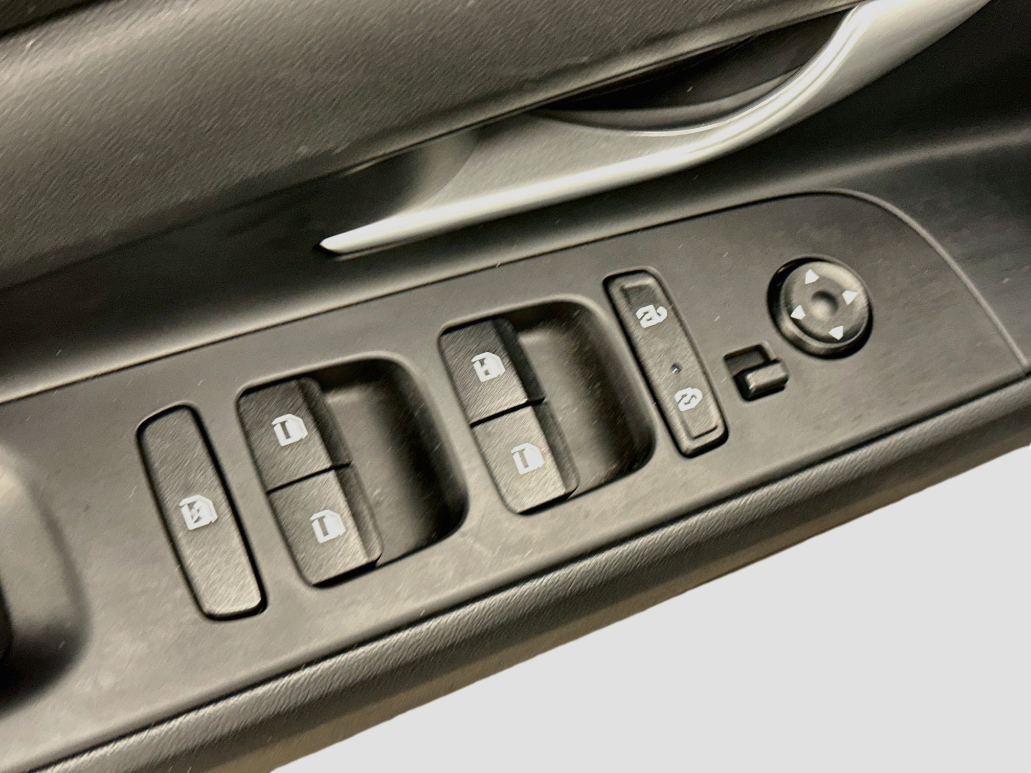 Used 2023 Hyundai Elantra SE w/ Cargo Package FWD image 15