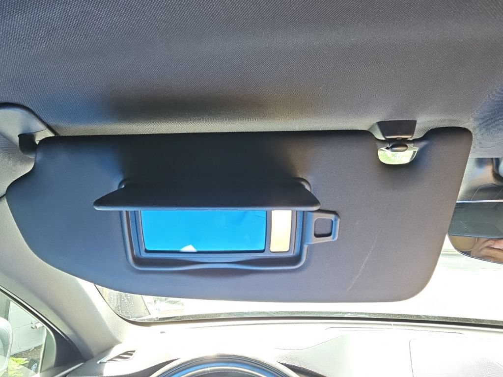 Used 2018 Volvo XC60 T8 Inscription AWD/4WD image 24