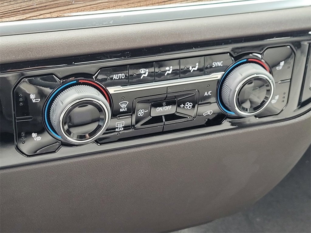 New 2026 Chevrolet Silverado 1500 LT w/ All Star Edition Plus image 16