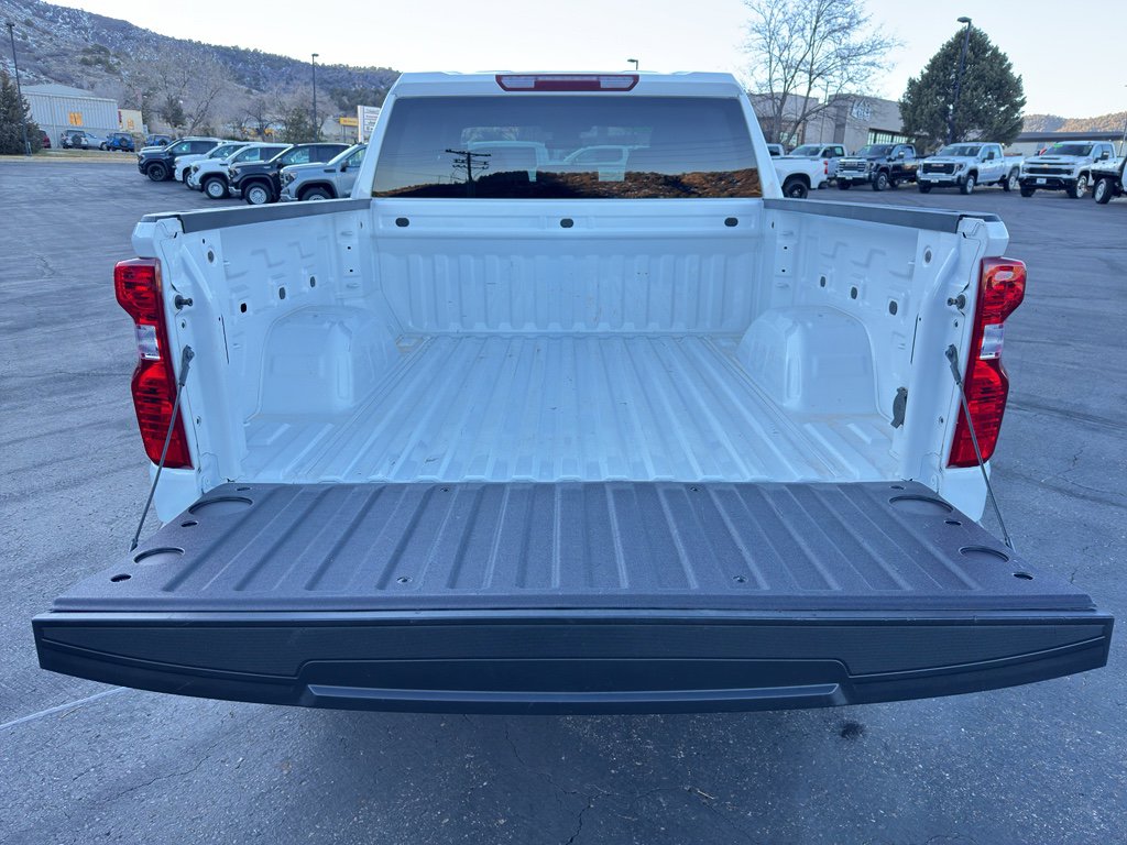 Used 2025 Chevrolet Silverado 1500 LT image 10