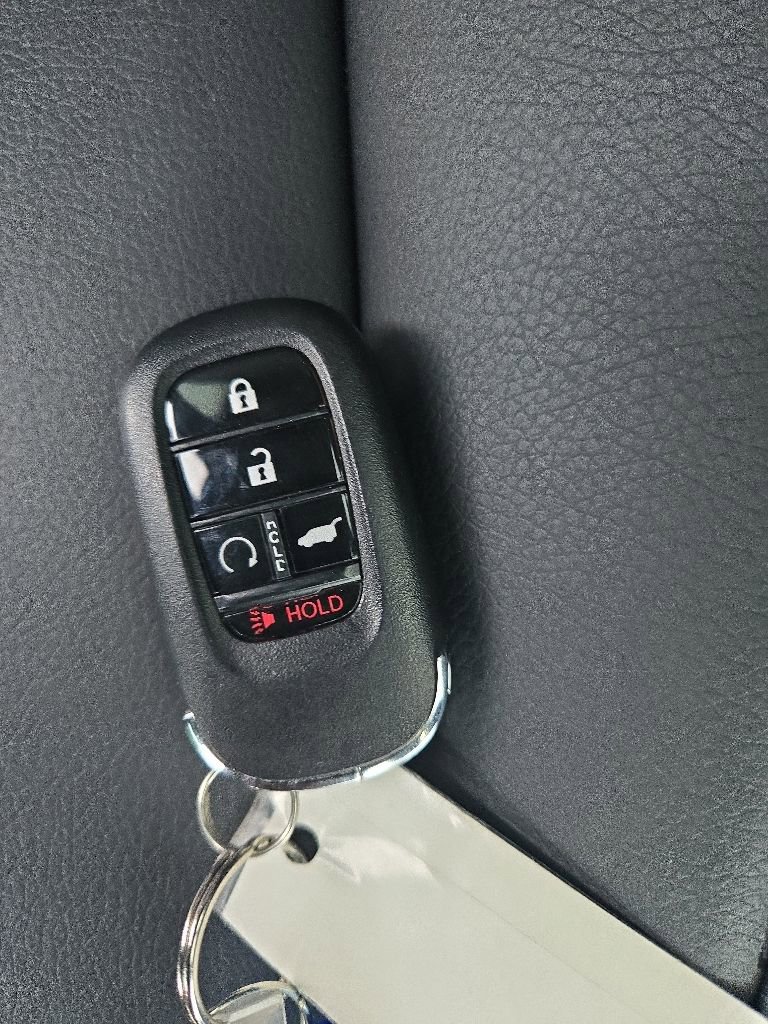 Certified 2024 Honda Pilot TrailSport image 32