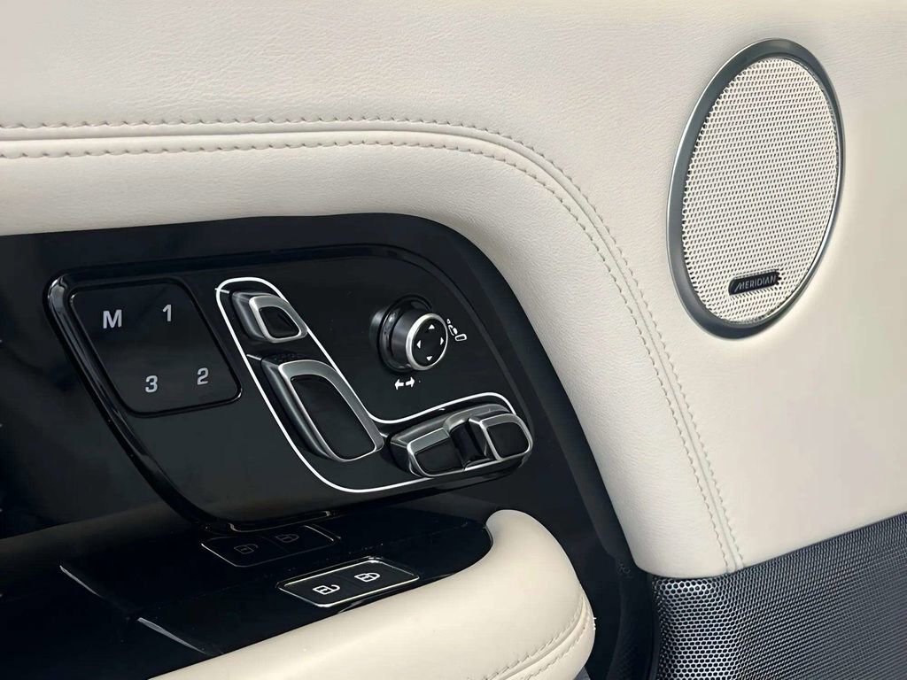 Used 2021 Land Rover Range Rover Westminster Edition image 30
