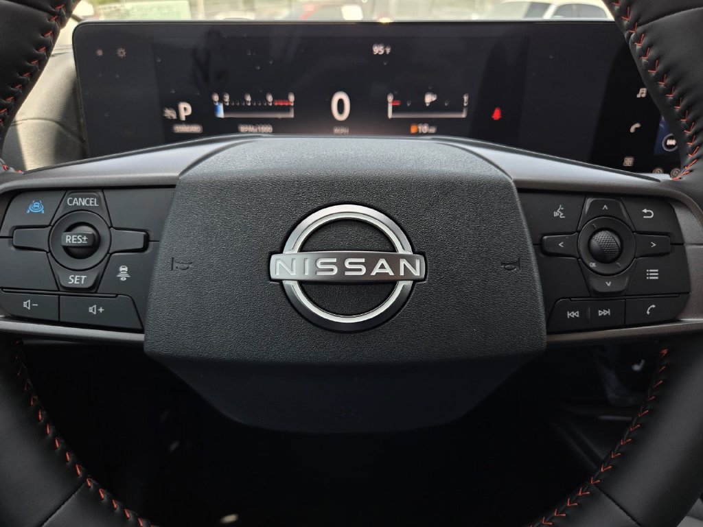 New 2026 Nissan Sentra SR w/ SR Premium Package FWD image 25