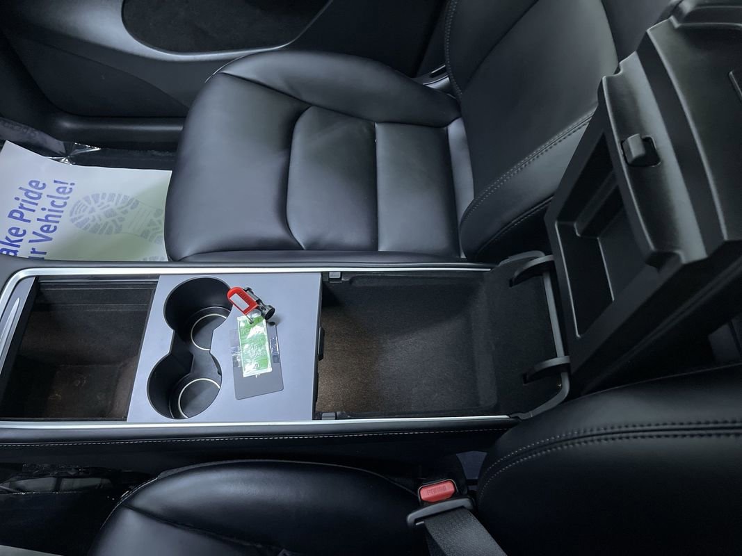 Used 2024 Tesla Model Y Long Range image 26