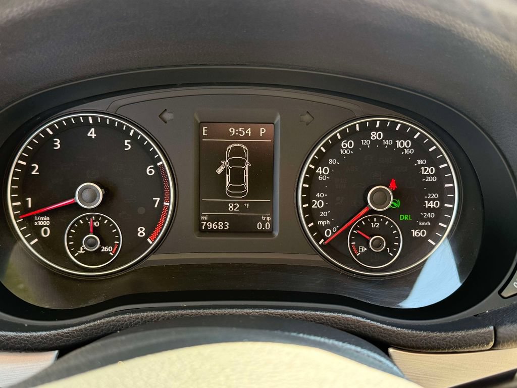 Used 2013 Volkswagen Passat 2.5 SE FWD image 13