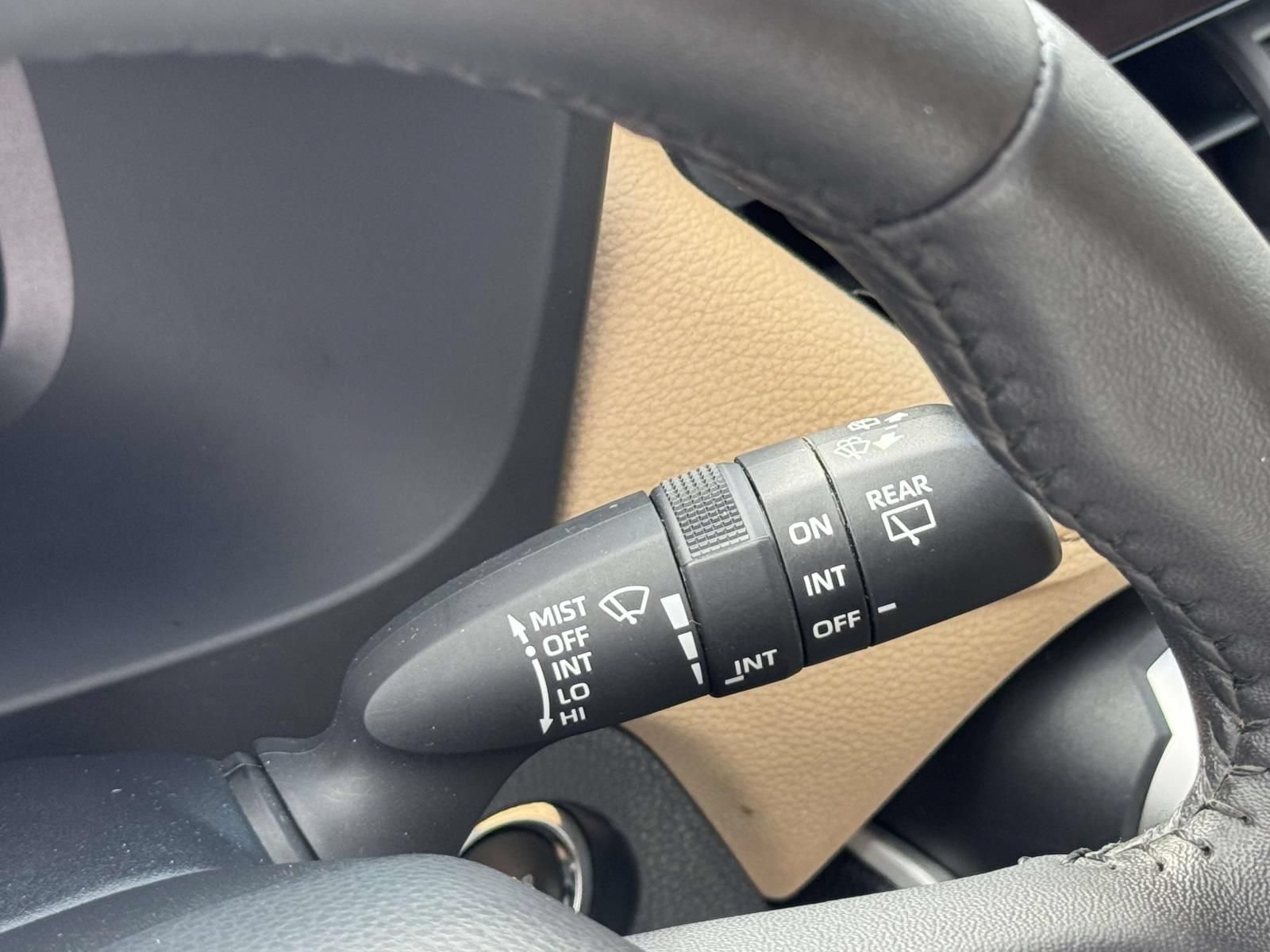 Used 2024 Toyota RAV4 Limited AWD/4WD image 10