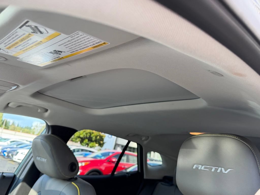 Used 2024 Chevrolet Trax ACTIV w/ Sunroof Package FWD image 14
