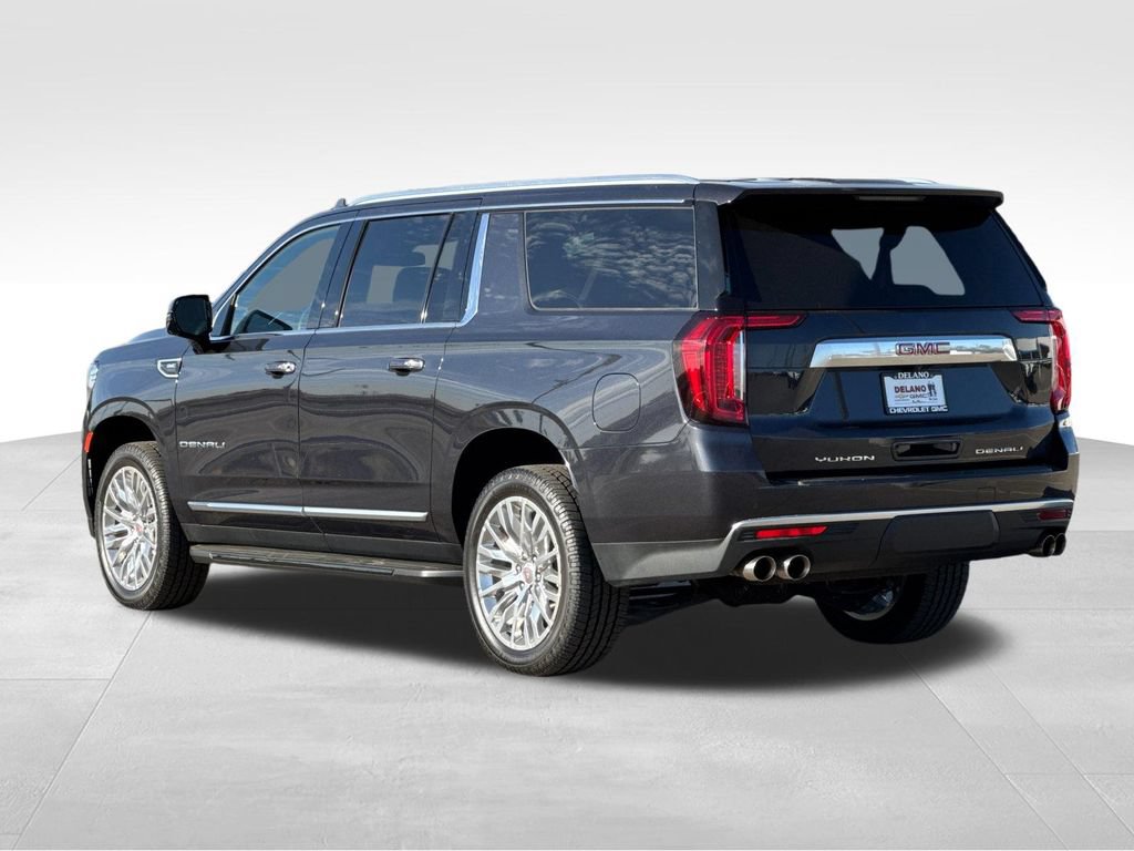 Used 2024 GMC Yukon XL Denali AWD/4WD image 3