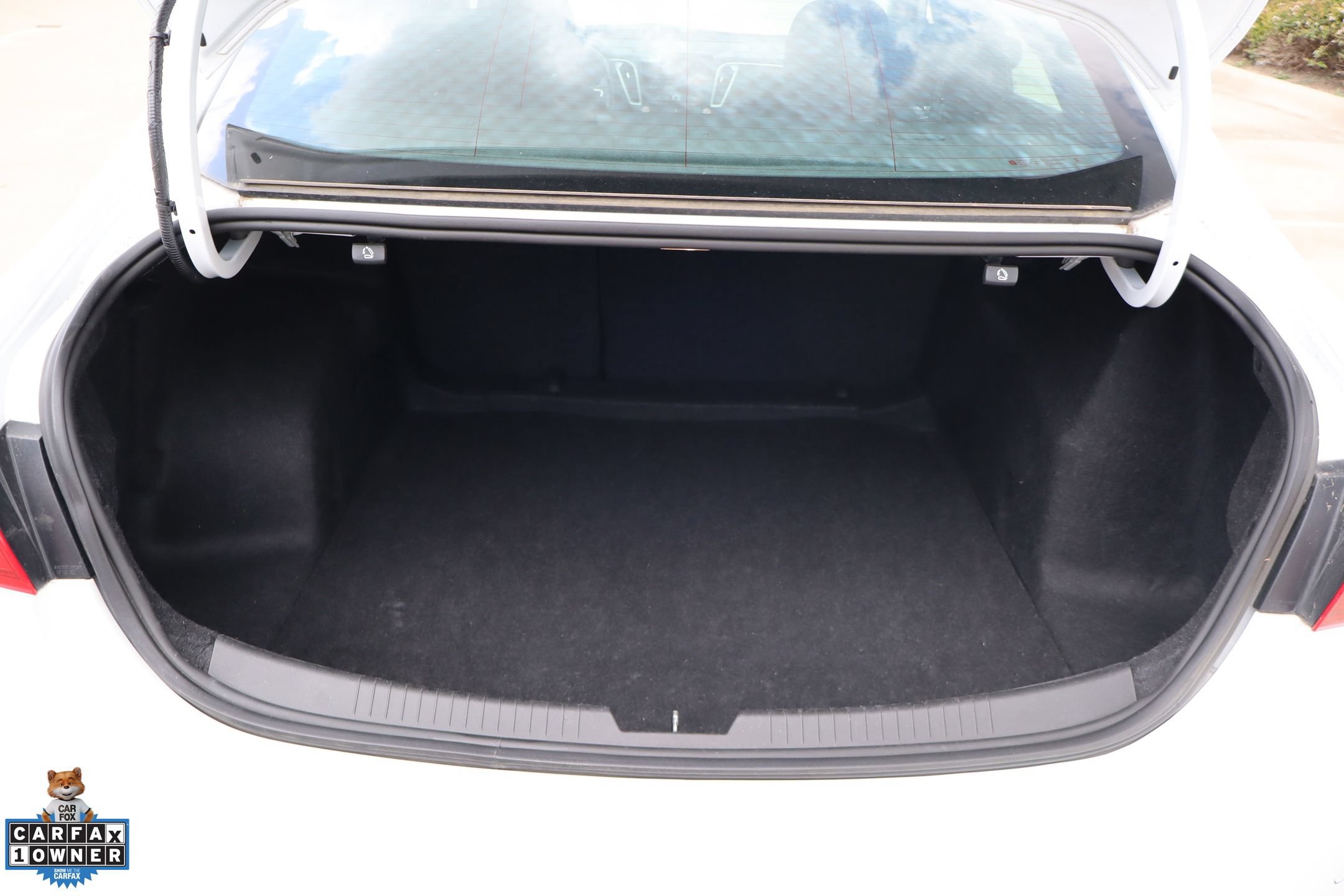 Used 2024 Chevrolet Malibu LT FWD image 26