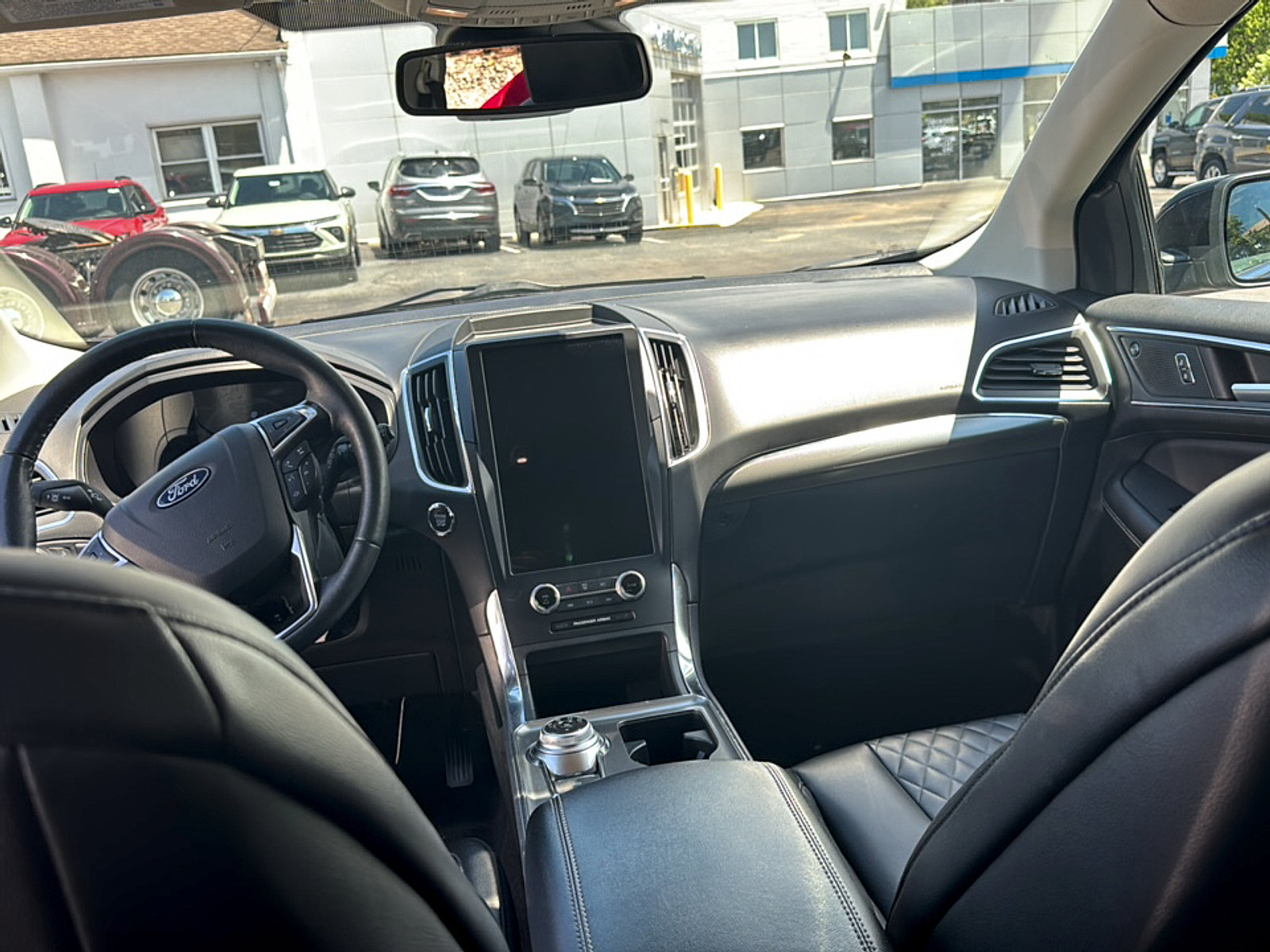 Used 2024 Ford Edge Titanium AWD/4WD image 21
