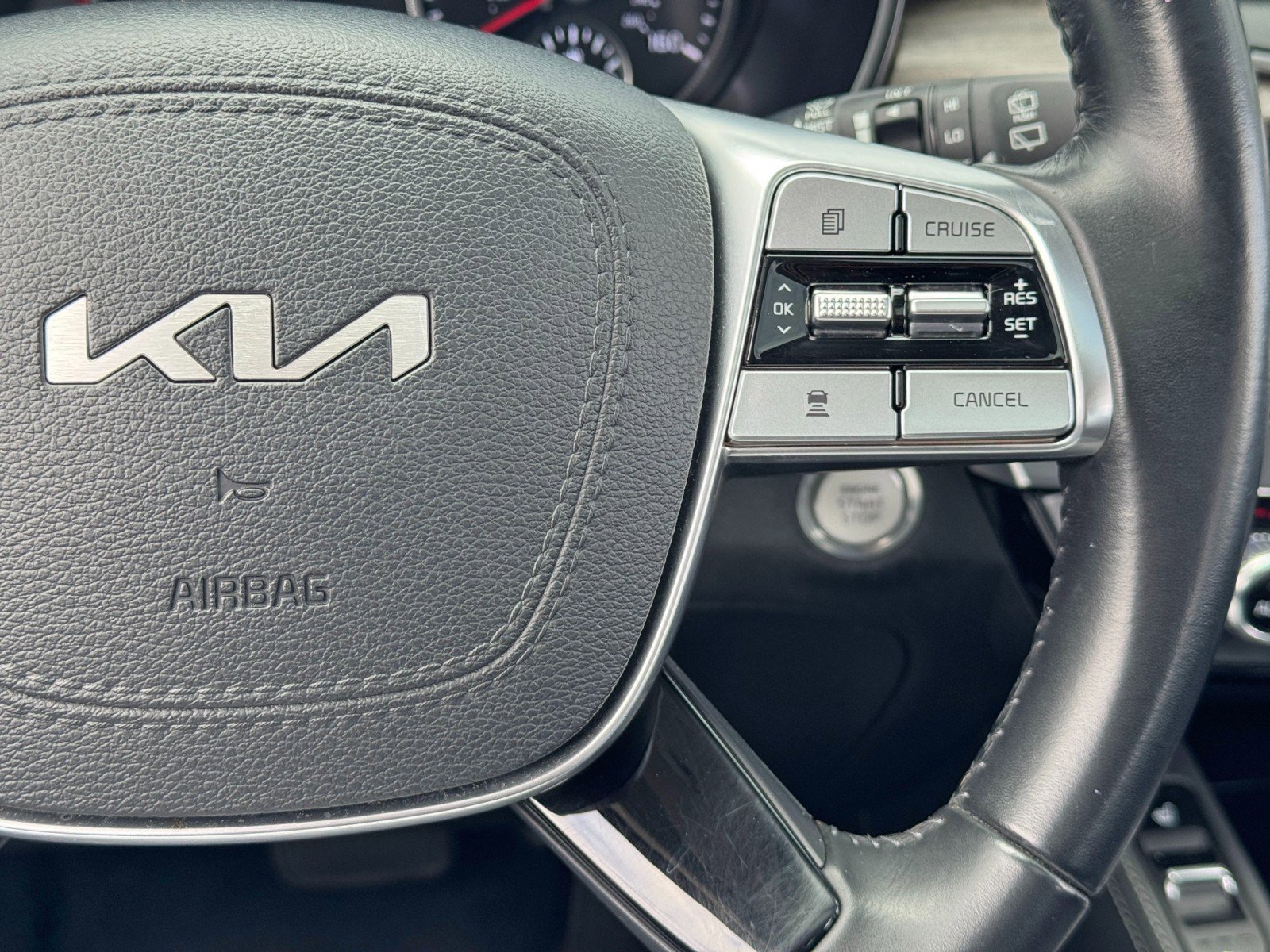 Used 2022 Kia Telluride EX w/ EX Premium Package image 19