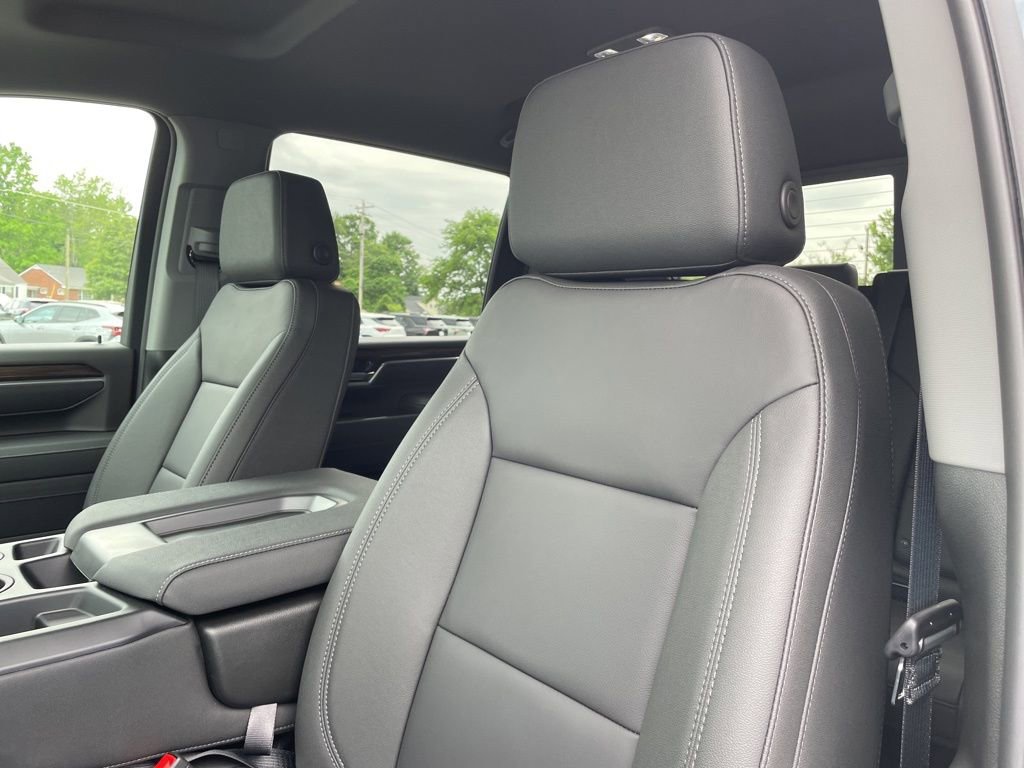 New 2026 Chevrolet Silverado 2500 LT w/ All Star Edition AWD/4WD image 7