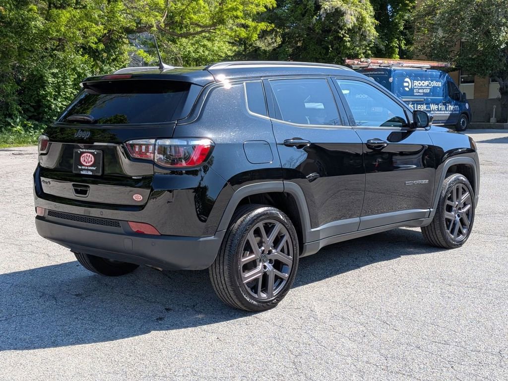 Used 2026 Jeep Compass Limited AWD/4WD image 3