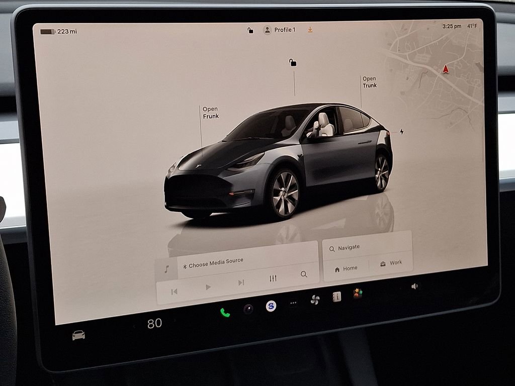 Used 2023 Tesla Model Y Long Range image 17