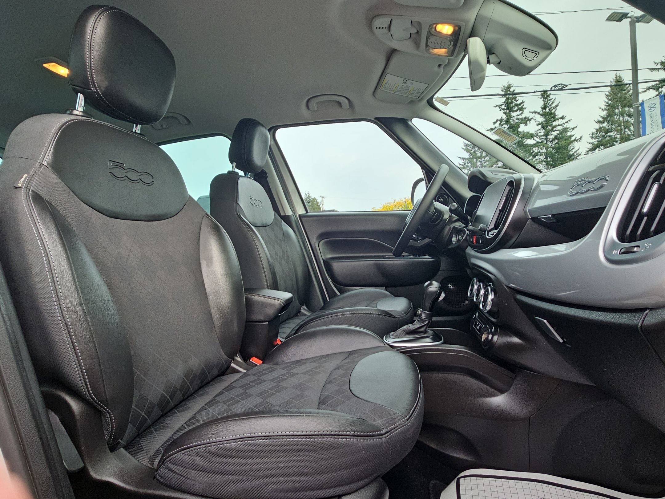 Used 2019 FIAT 500L Pop w/ Popular Equipment Group image 29