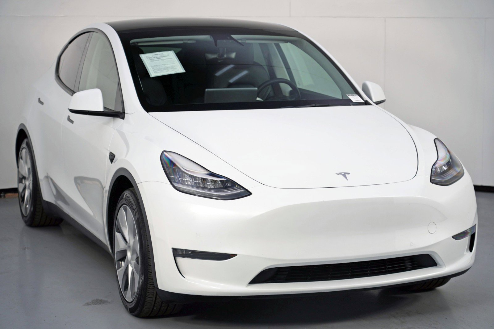 Used 2021 Tesla Model Y Long Range image 54