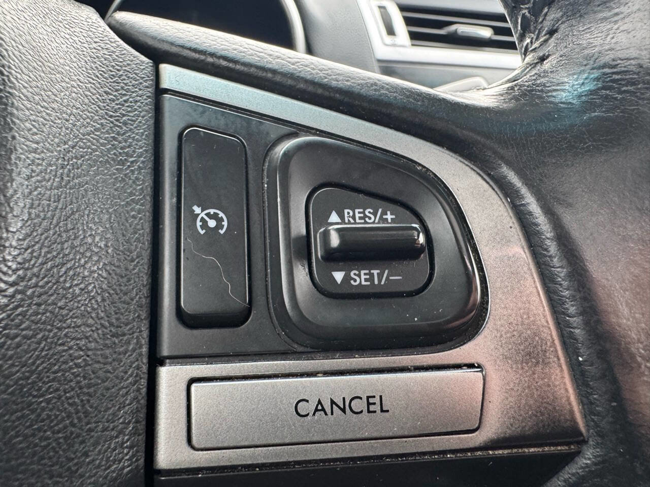 Used 2015 Subaru Outback 2.5i Limited image 19