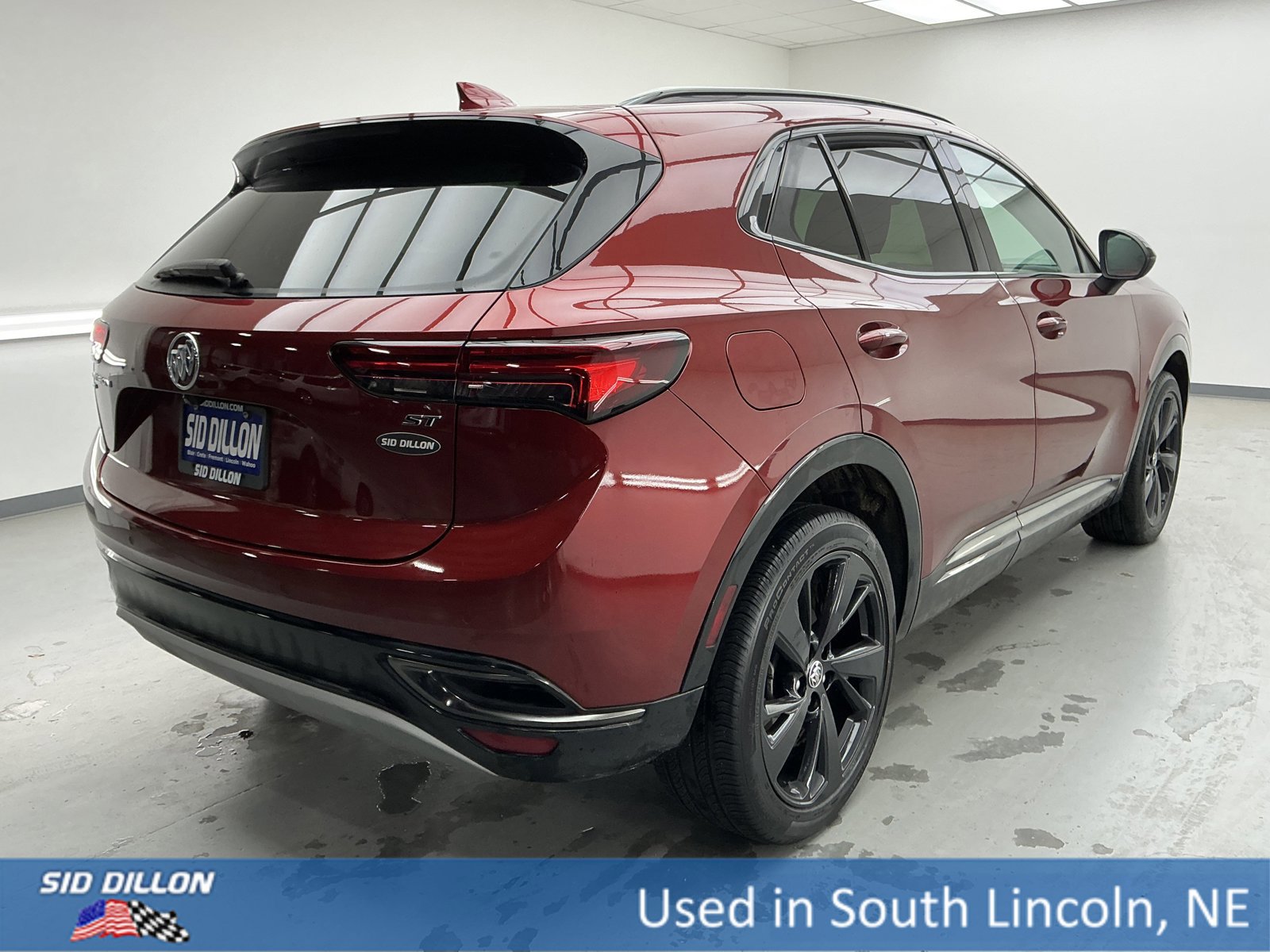 Used 2023 Buick Envision Essence w/ Sport Touring Package image 4