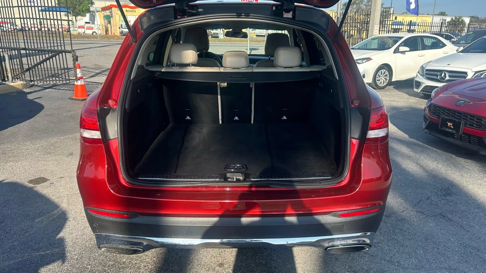 Used 2018 Mercedes-Benz GLC 300 image 9