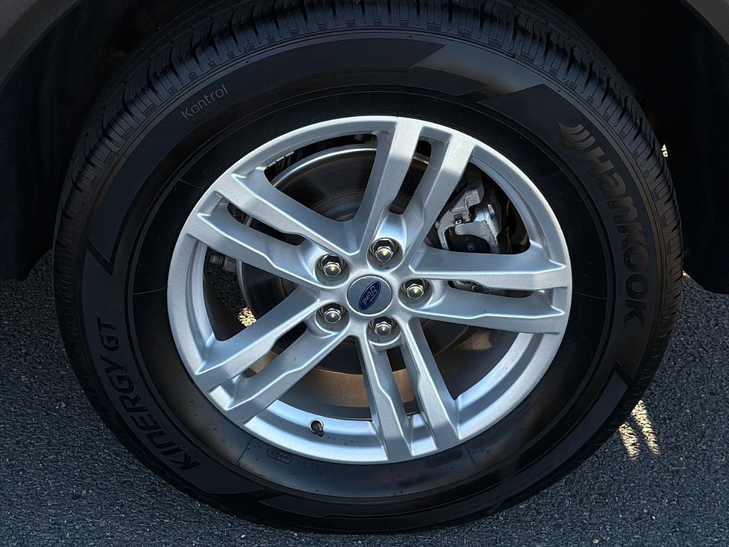 Used 2022 Ford Explorer XLT AWD/4WD image 6