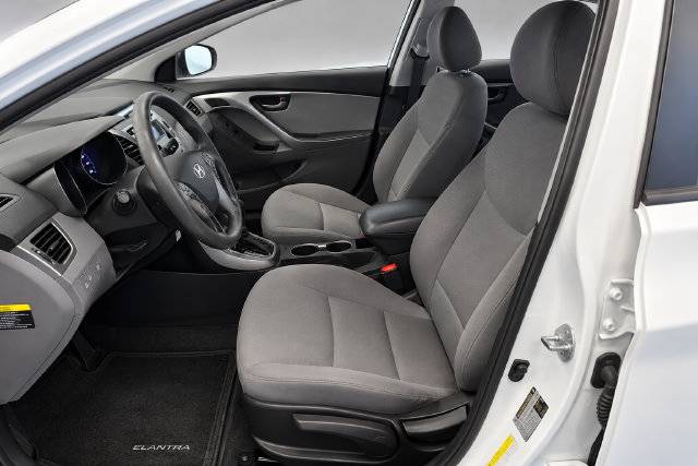 Used 2016 Hyundai Elantra SE FWD image 7
