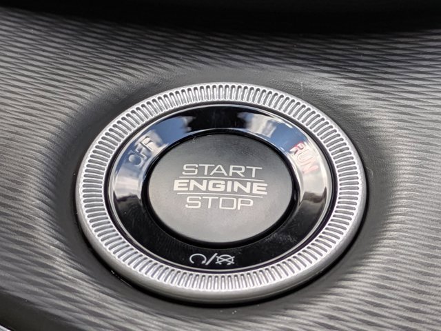 New 2025 Jeep Grand Cherokee L Laredo image 24