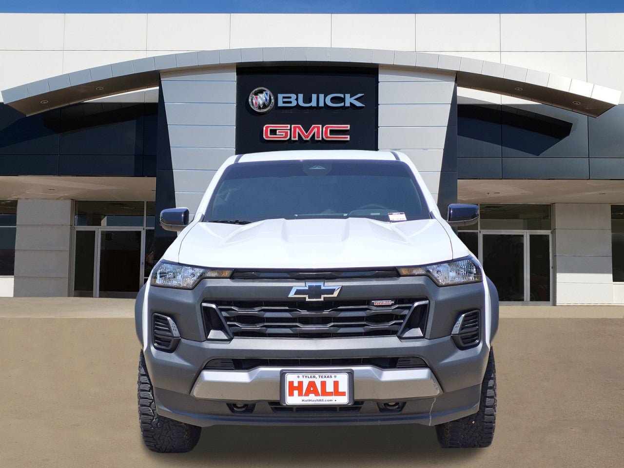 Certified 2026 Chevrolet Colorado Trail Boss AWD/4WD image 2