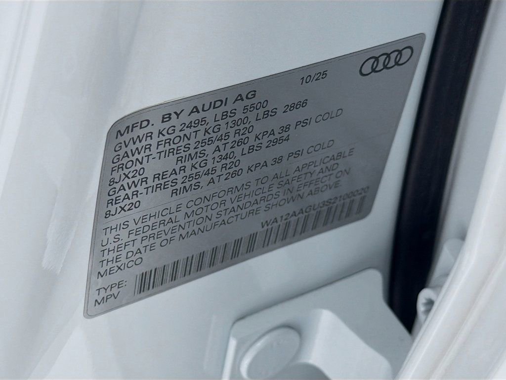 Used 2025 Audi Q5 Premium Plus w/ Premium Plus AWD/4WD image 34
