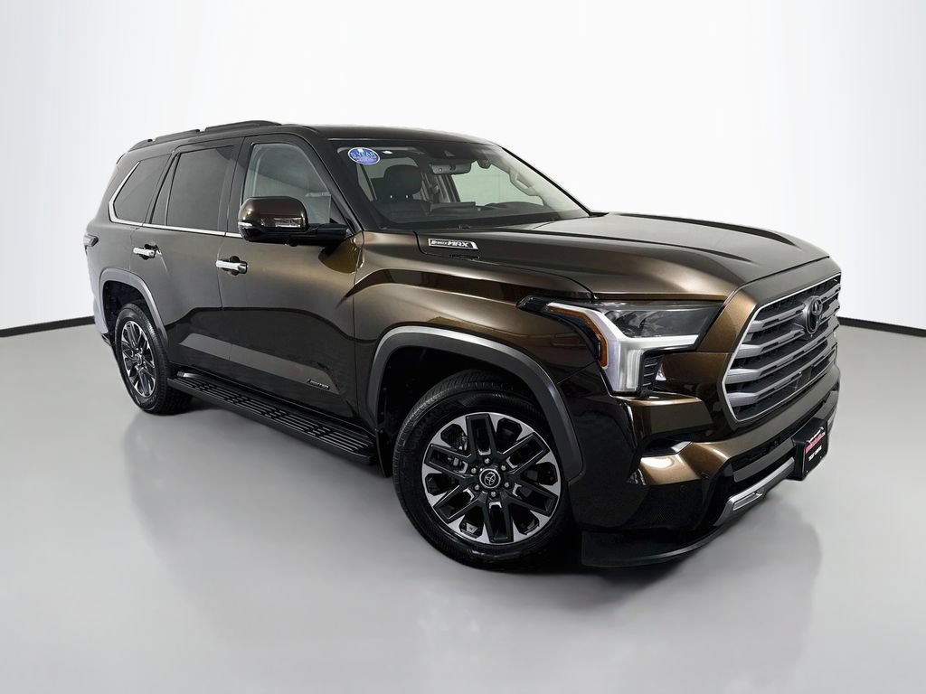 Used 2023 Toyota Sequoia Limited RWD image 3