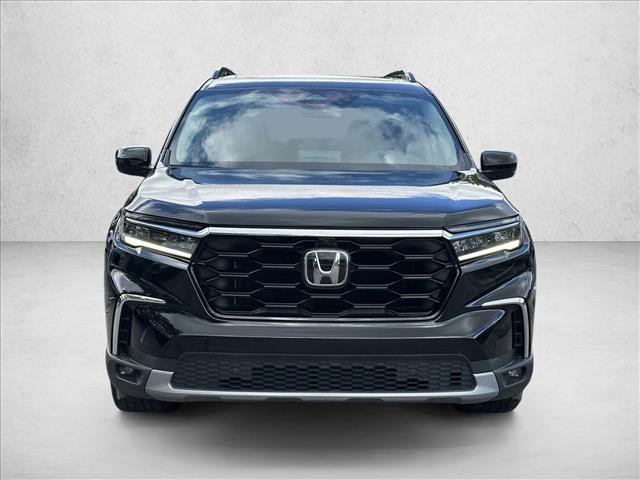 Used 2023 Honda Pilot Elite image 2