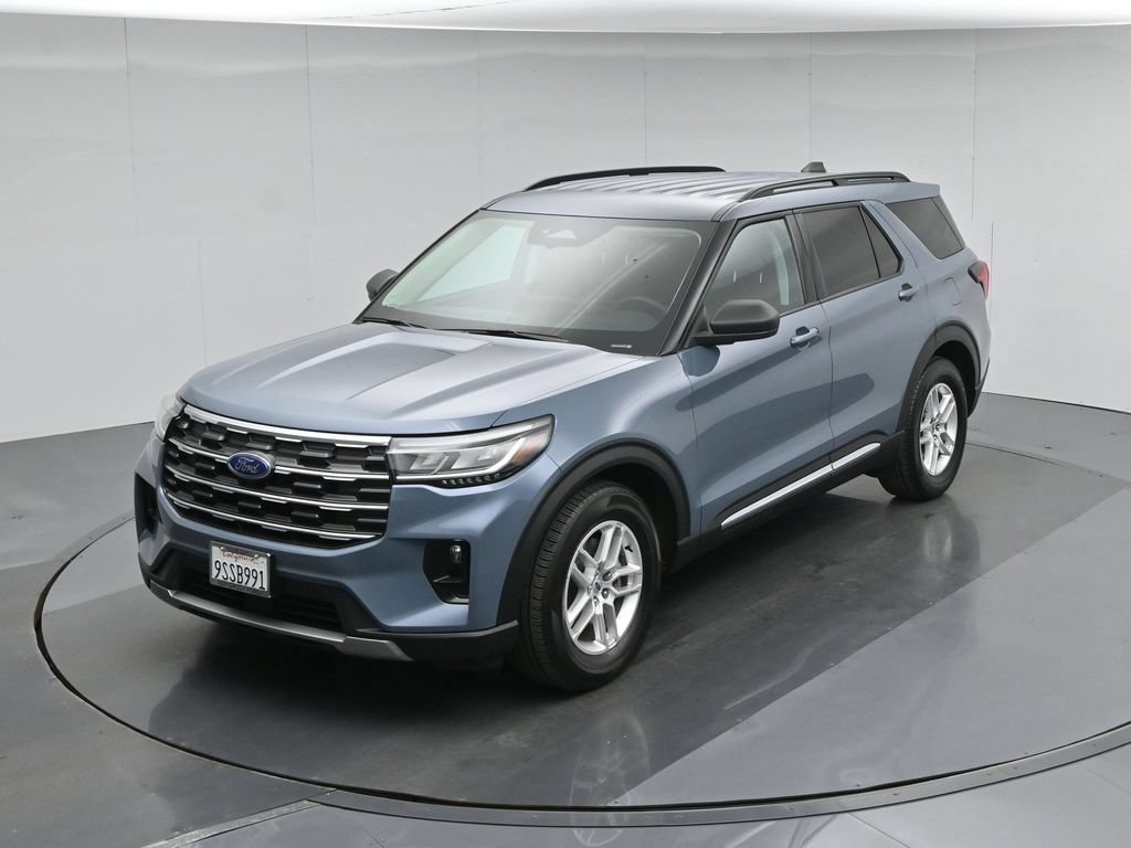 Used 2025 Ford Explorer Active w/ Active Comfort Package RWD image 39