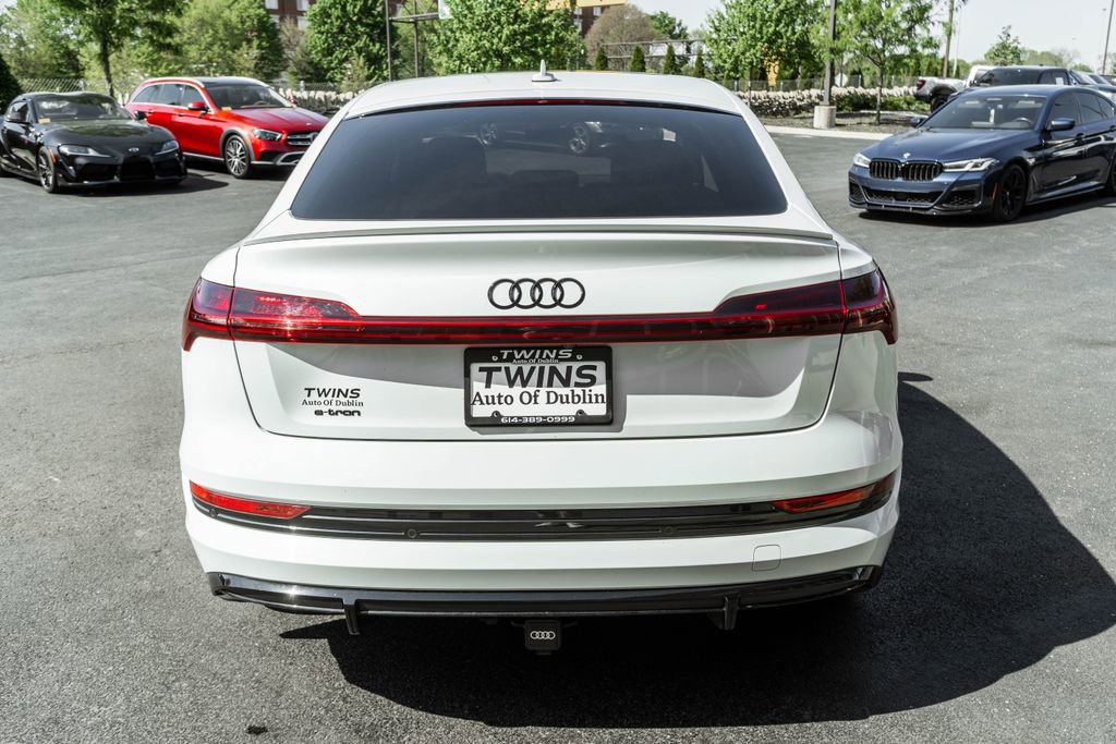 Used 2021 Audi e-tron Premium Plus w/ Premium Plus Package AWD/4WD image 41