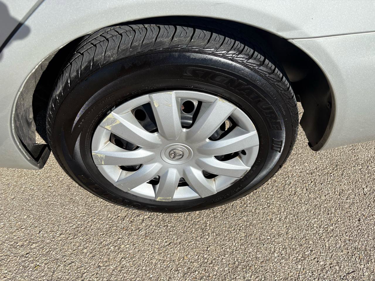 Used 2006 Toyota Camry LE FWD image 12