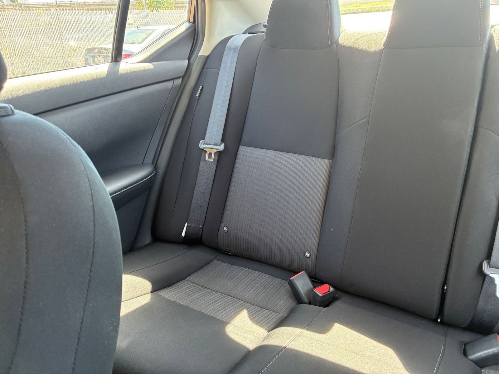 Used 2025 Nissan Sentra SV FWD image 37