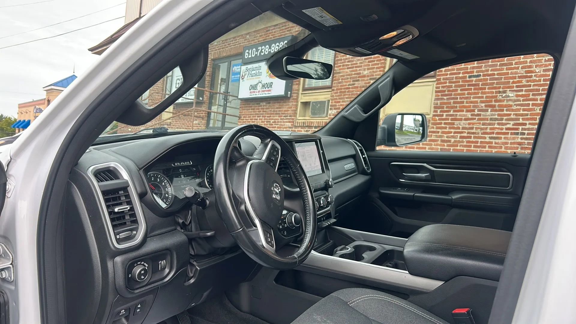 Used 2022 RAM 1500 Big Horn image 25