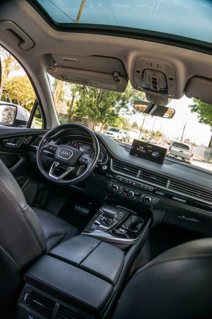 Used 2017 Audi Q7 3.0T Premium AWD/4WD image 50