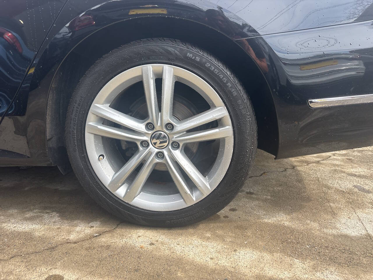 Used 2015 Volkswagen Passat 1.8T SEL Premium FWD image 17