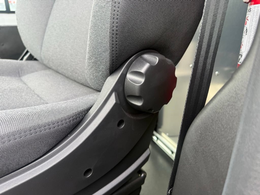 Used 2024 RAM ProMaster 3500 w/ Delivery Van Package FWD image 15