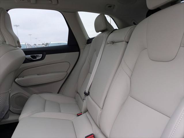 New 2026 Volvo XC60 B5 Ultra w/ Protection Package Premier AWD/4WD image 11