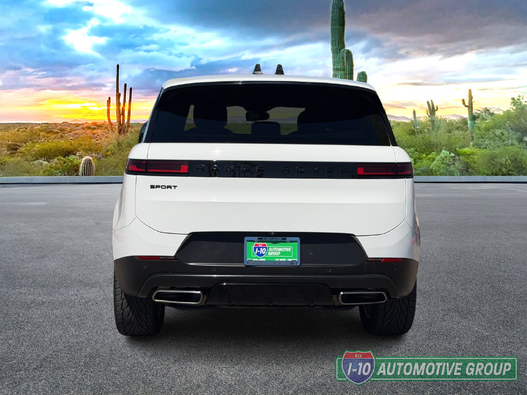 Used 2025 Land Rover Range Rover Sport SE AWD/4WD image 6