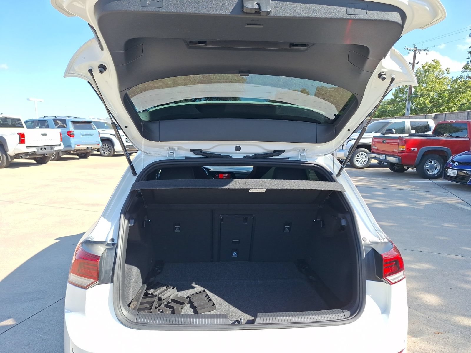 Used 2024 Volkswagen GTI S FWD image 35