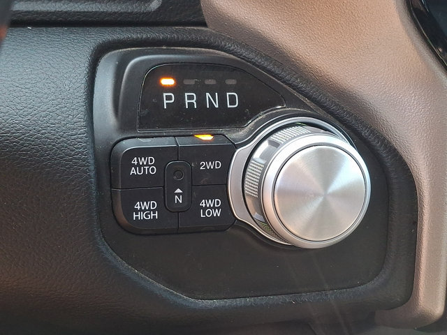 Used 2020 RAM 1500 Laramie AWD/4WD image 14