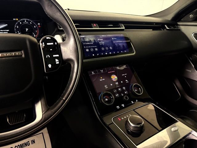 Certified 2019 Land Rover Range Rover Velar R-Dynamic SE image 29