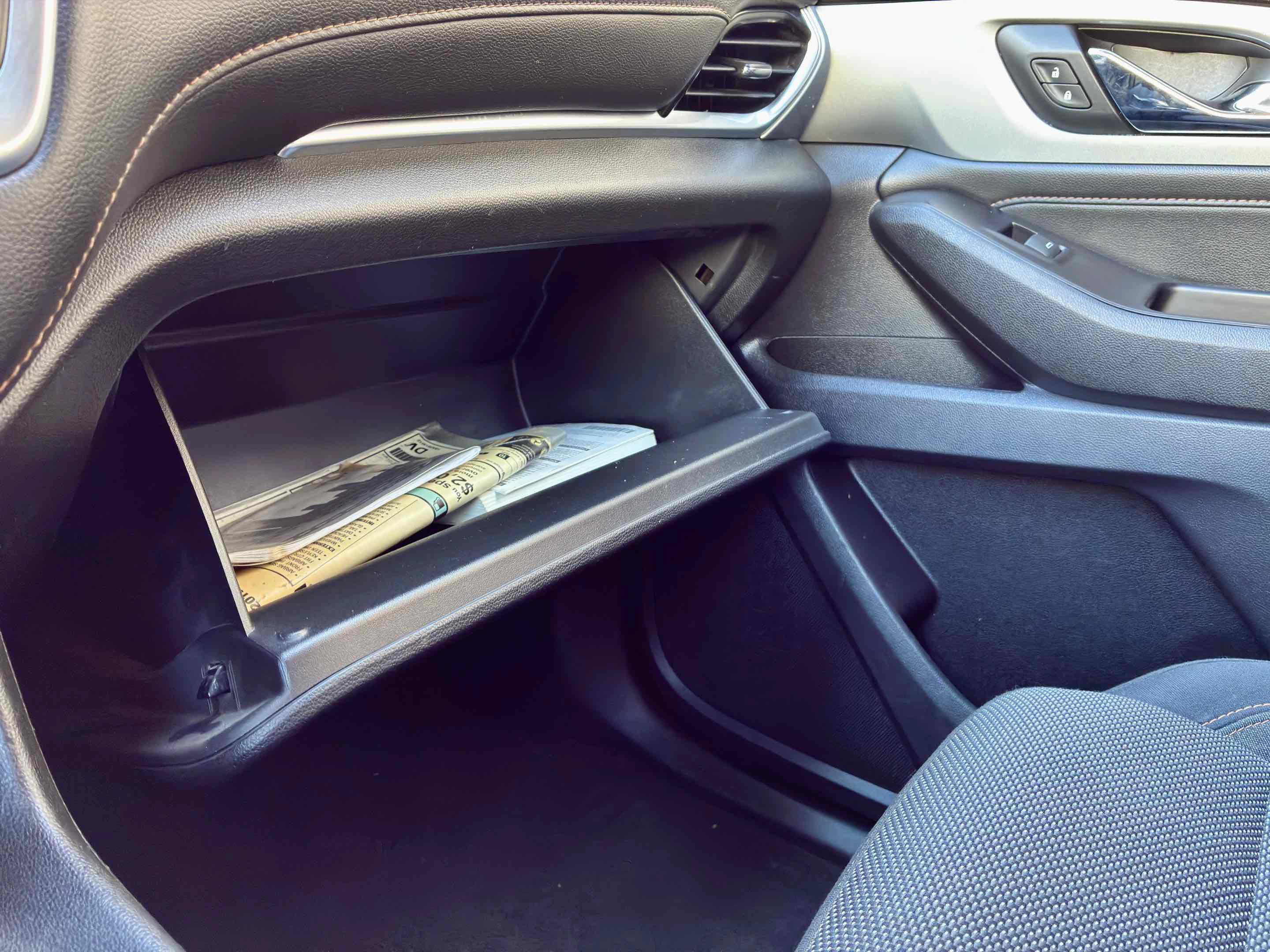 Used 2019 Chevrolet Traverse LS FWD image 34