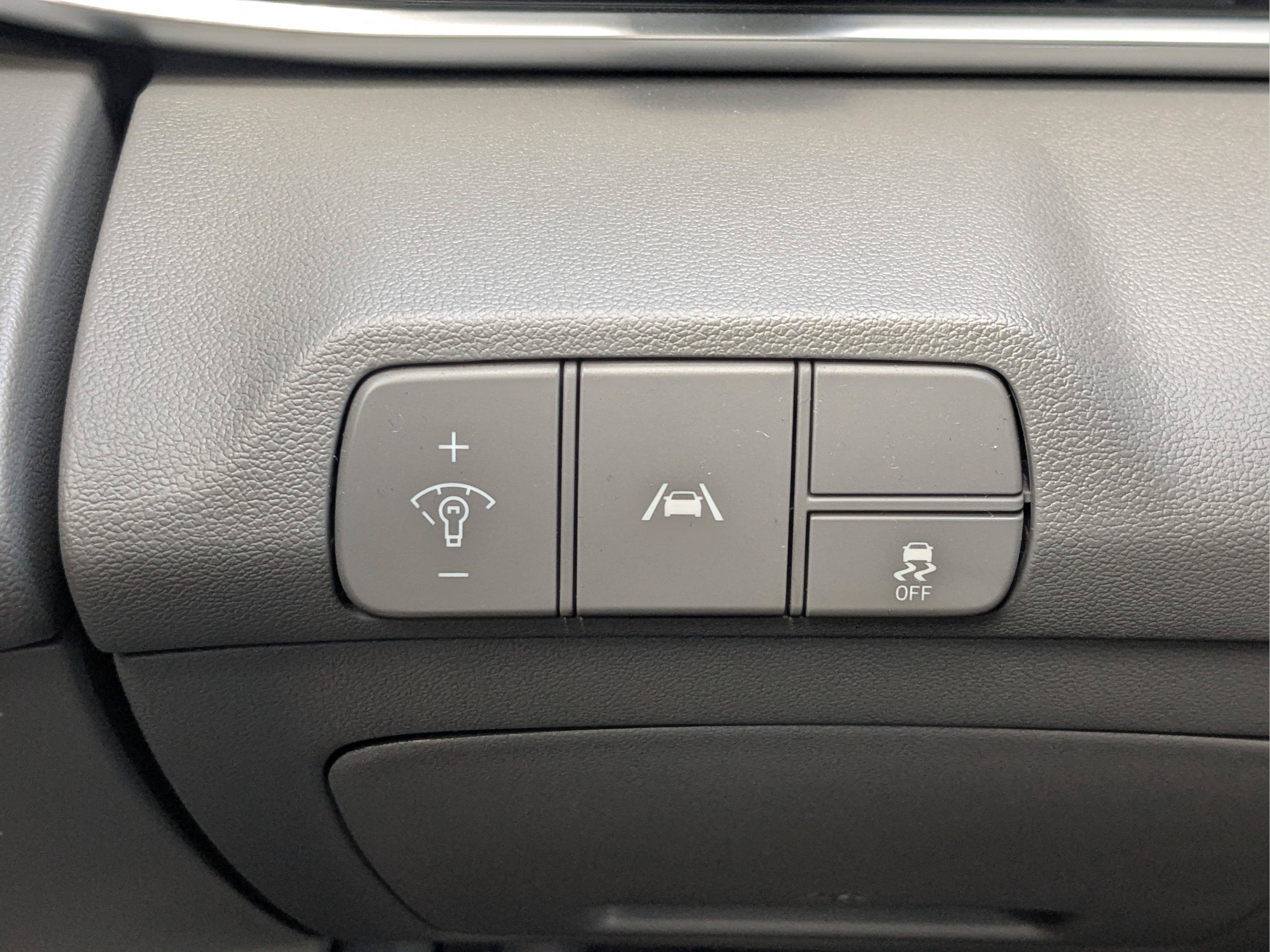 Certified 2023 Hyundai Elantra SEL w/ Convenience Package FWD image 21