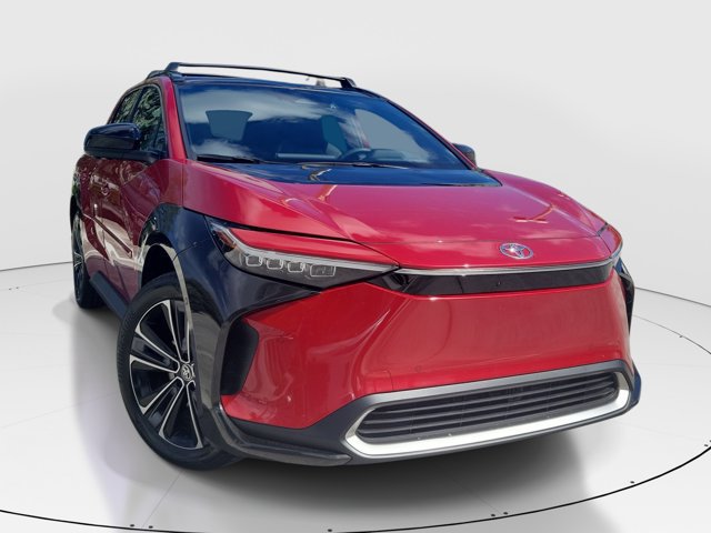 Used 2024 Toyota bZ4X FWD image 2